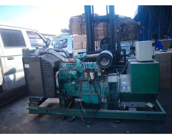深圳皮料廠(chǎng)收購(gòu)康明斯120KW6BT一臺(tái)